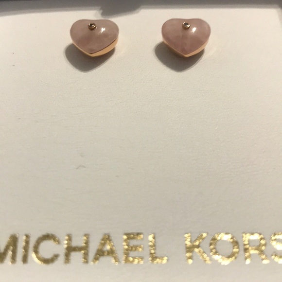 Michael Kors rose Gold Heart Earrings - Picture 2 of 4